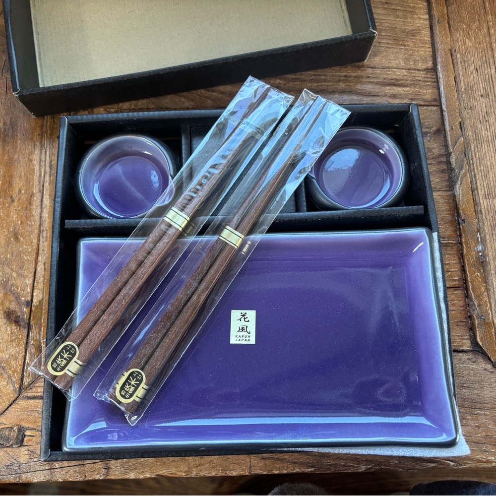 New Purple Sushi Set for 2 with Chopsticks